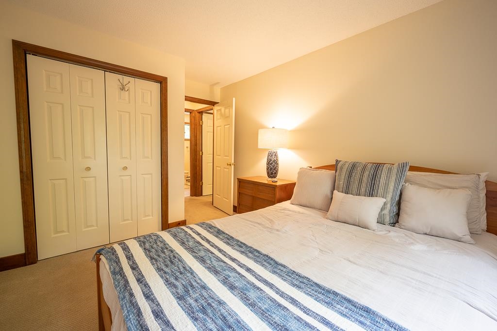 860 Murphys Road, Unit 1D Hartford, VT 05059 - Photo 19 of 38