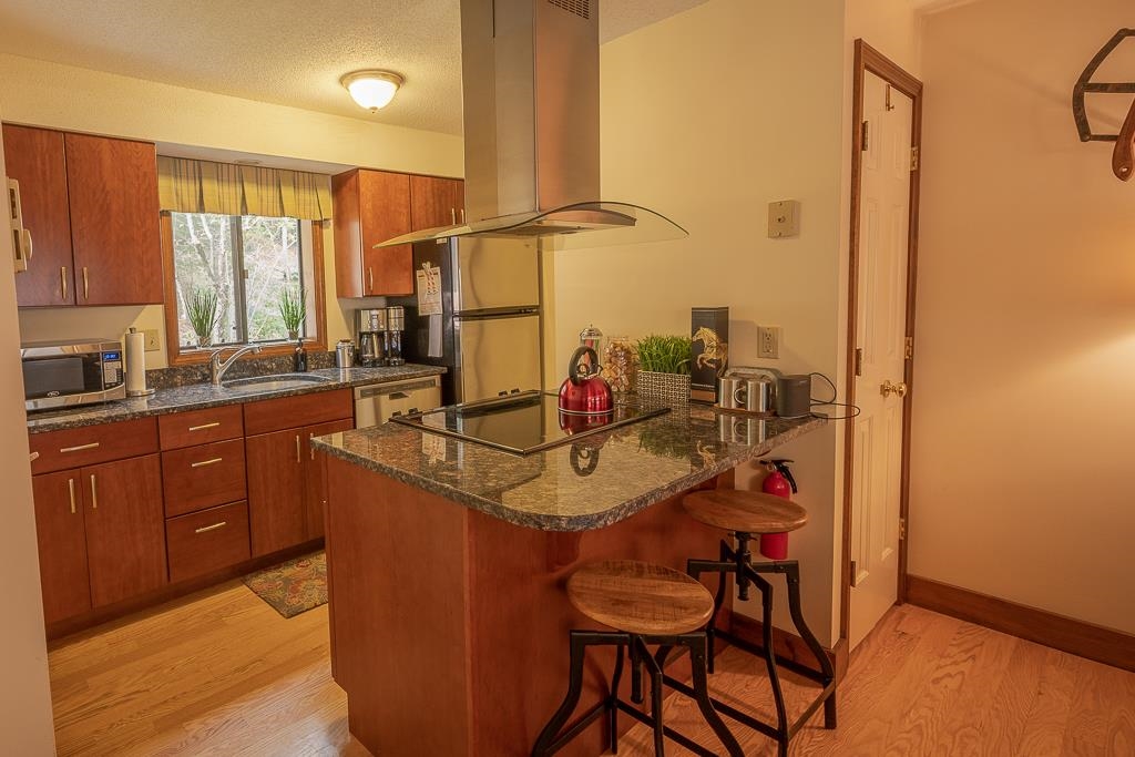 860 Murphys Road, Unit 1D Hartford, VT 05059 - Photo 6 of 38