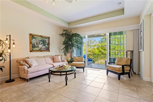 $369,900 | 2340 Water Oaks Lane, Unit 223, Vero Beach, FL 32962