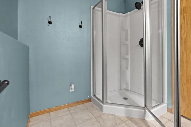 $359,000 | 921 Homestead Court, West Fargo, ND 58078