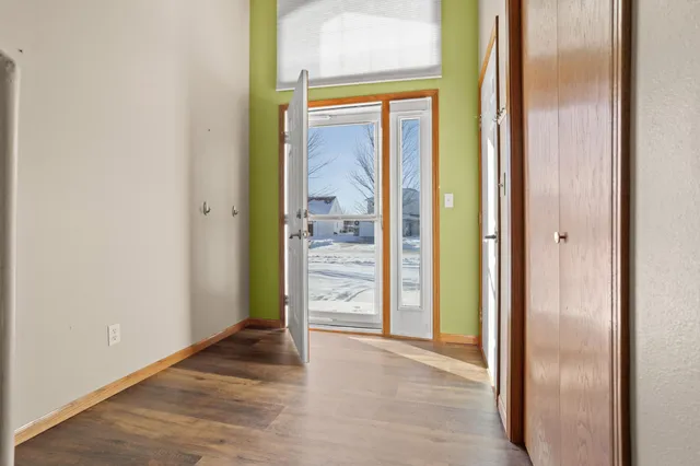 $359,000 | 921 Homestead Court, West Fargo, ND 58078