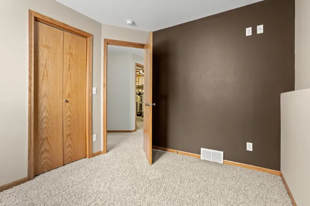 $359,000 | 921 Homestead Court, West Fargo, ND 58078