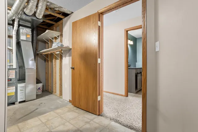 $359,000 | 921 Homestead Court, West Fargo, ND 58078