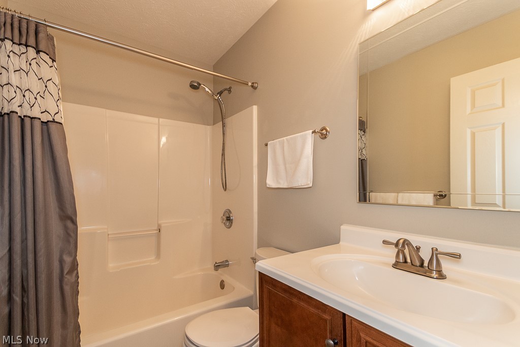 12460 Carter Road Painesville, OH 44077 - Photo 12 of 22 Gallery Image 12
