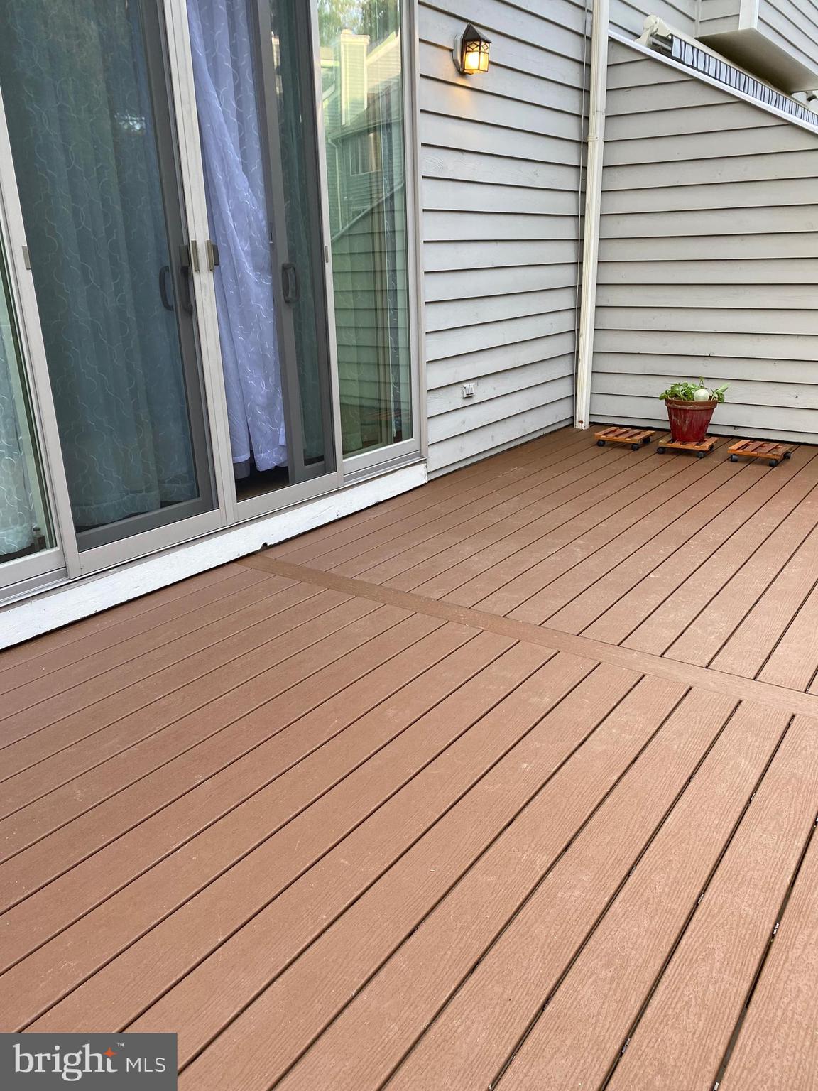 5145 Columbia Road, Unit 831 Columbia, MD 21044 - Photo 29 of 38 Deck