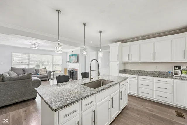 $325,000 | 3801 Denwood Drive, Indianapolis, IN 46226