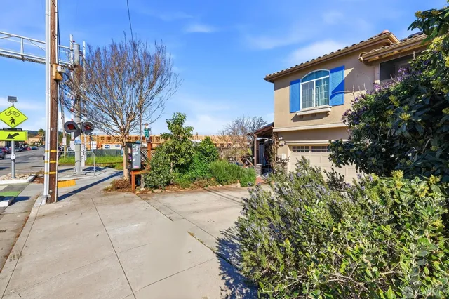 $5,900 | 820 Almar Avenue, Santa Cruz, CA 95060