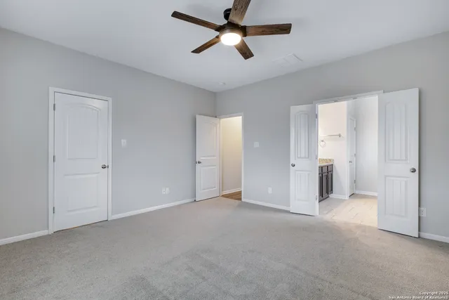 $1,950 | 9010 Moccasin Lake, San Antonio, TX 78245