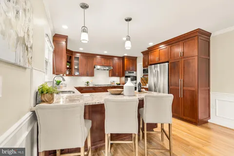 $1,075,000 | 9836 Belhaven Road, Bethesda, MD 20817