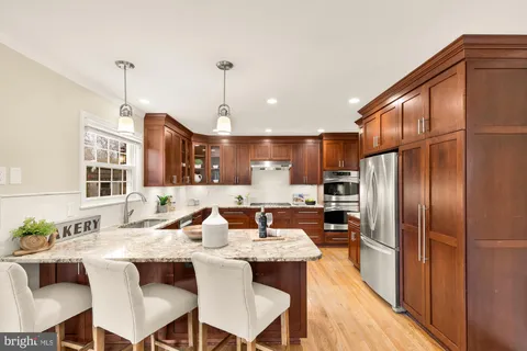 $1,075,000 | 9836 Belhaven Road, Bethesda, MD 20817