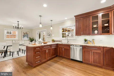 $1,075,000 | 9836 Belhaven Road, Bethesda, MD 20817