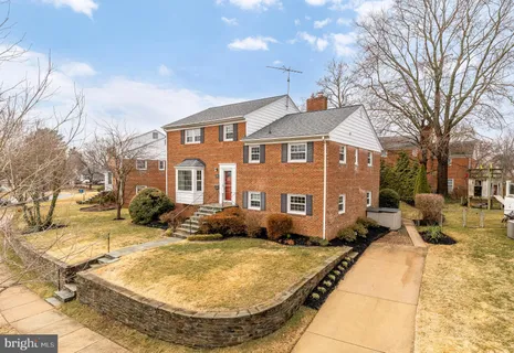 $1,075,000 | 9836 Belhaven Road, Bethesda, MD 20817