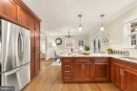 $1,075,000 | 9836 Belhaven Road, Bethesda, MD 20817