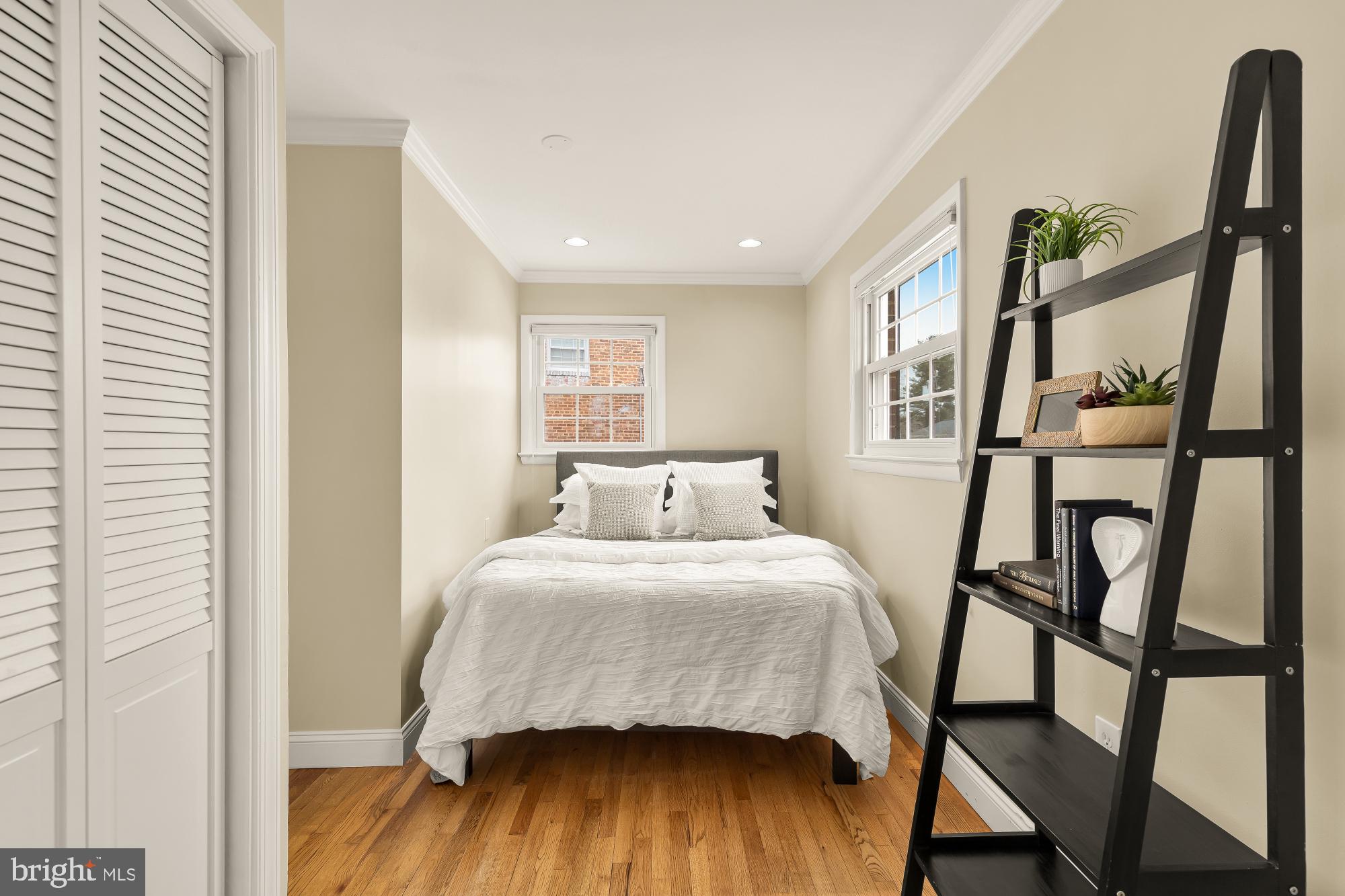 9836 Belhaven Road Bethesda, MD 20817 - Photo 32 of 57