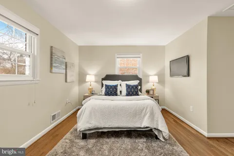 $1,075,000 | 9836 Belhaven Road, Bethesda, MD 20817