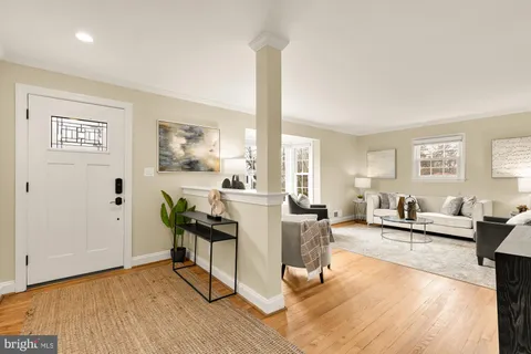 $1,075,000 | 9836 Belhaven Road, Bethesda, MD 20817