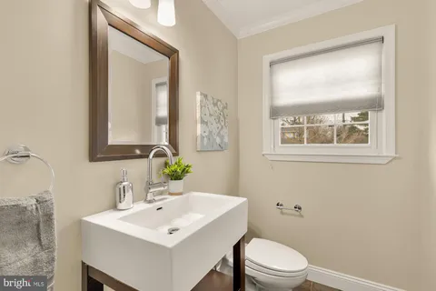 $1,075,000 | 9836 Belhaven Road, Bethesda, MD 20817