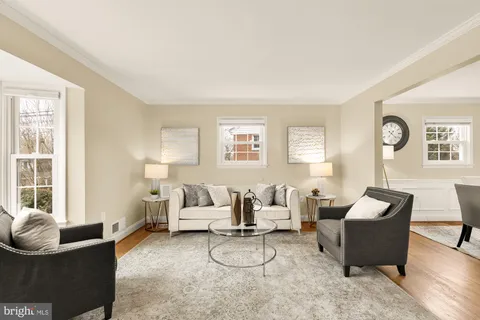 $1,075,000 | 9836 Belhaven Road, Bethesda, MD 20817