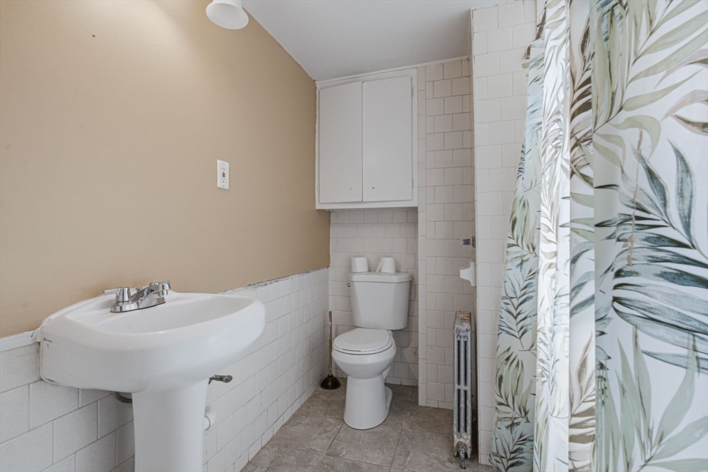 70 Riverside Avenue Attleboro, MA 02703 - Photo 11 of 42
