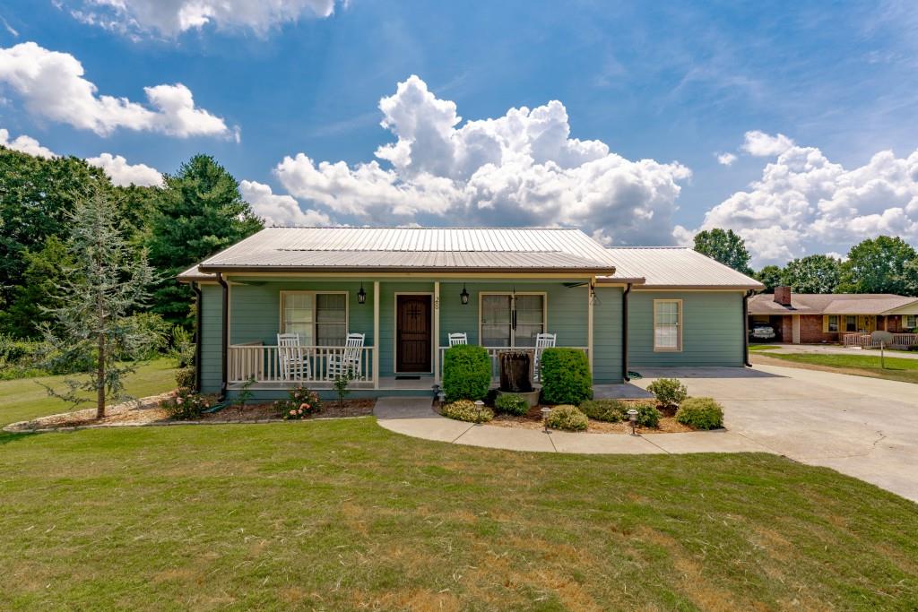 28 Lois Road Southwest Cartersville, GA 30120 - Photo 1 of 1 Gallery Image 1