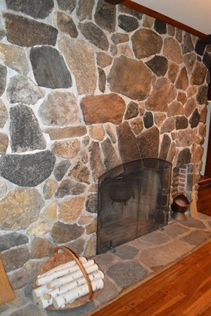 379 Glendale Road Hampden, MA 01036 - Photo 3 of 18 Gallery Image 3