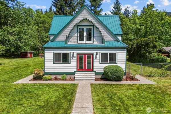 $679,950 | 33724 Southeast Hudson Road, Ravensdale, WA 98051