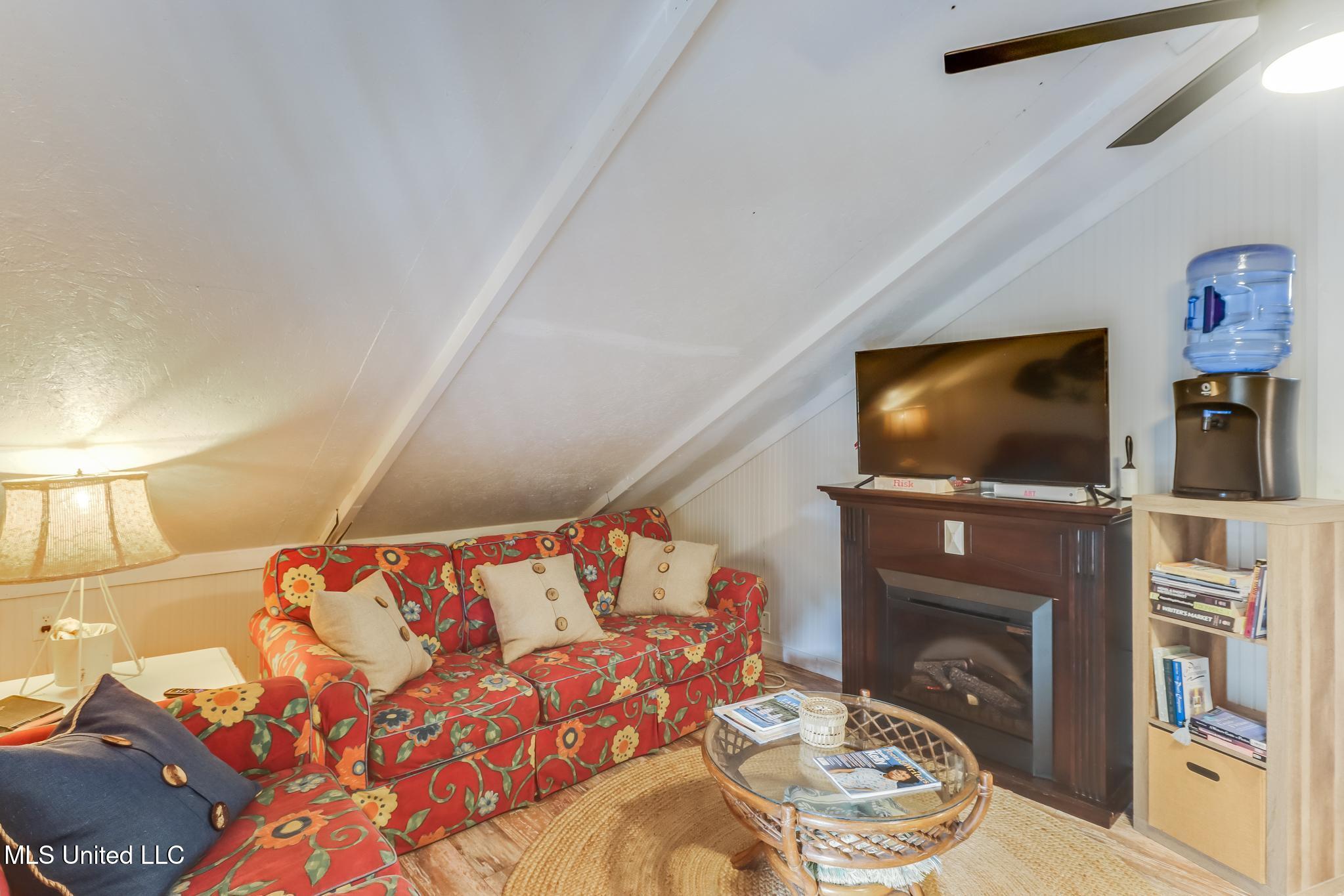 1815 Nicholson Avenue, Unit UPPER LOFT Waveland, MS 39576 - Photo 8 of 34 Photo Nov 14 2025, 10 28 14 AM (1)