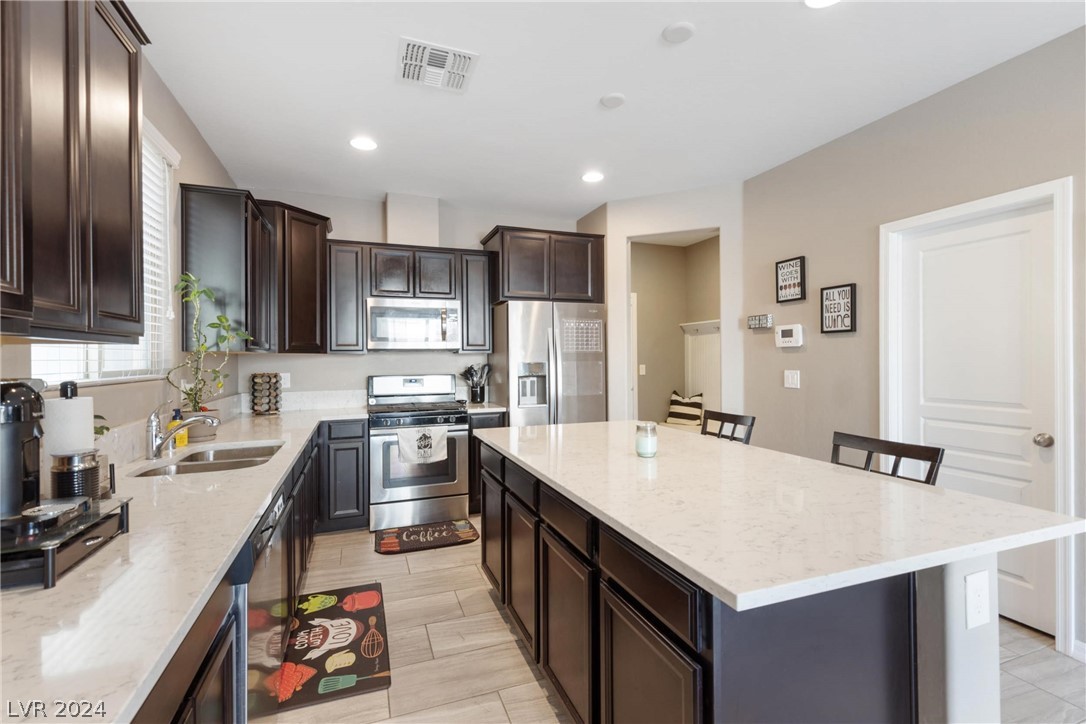 10952 Bluebell Basin Road Las Vegas, NV 89179 - Photo 16 of 39
