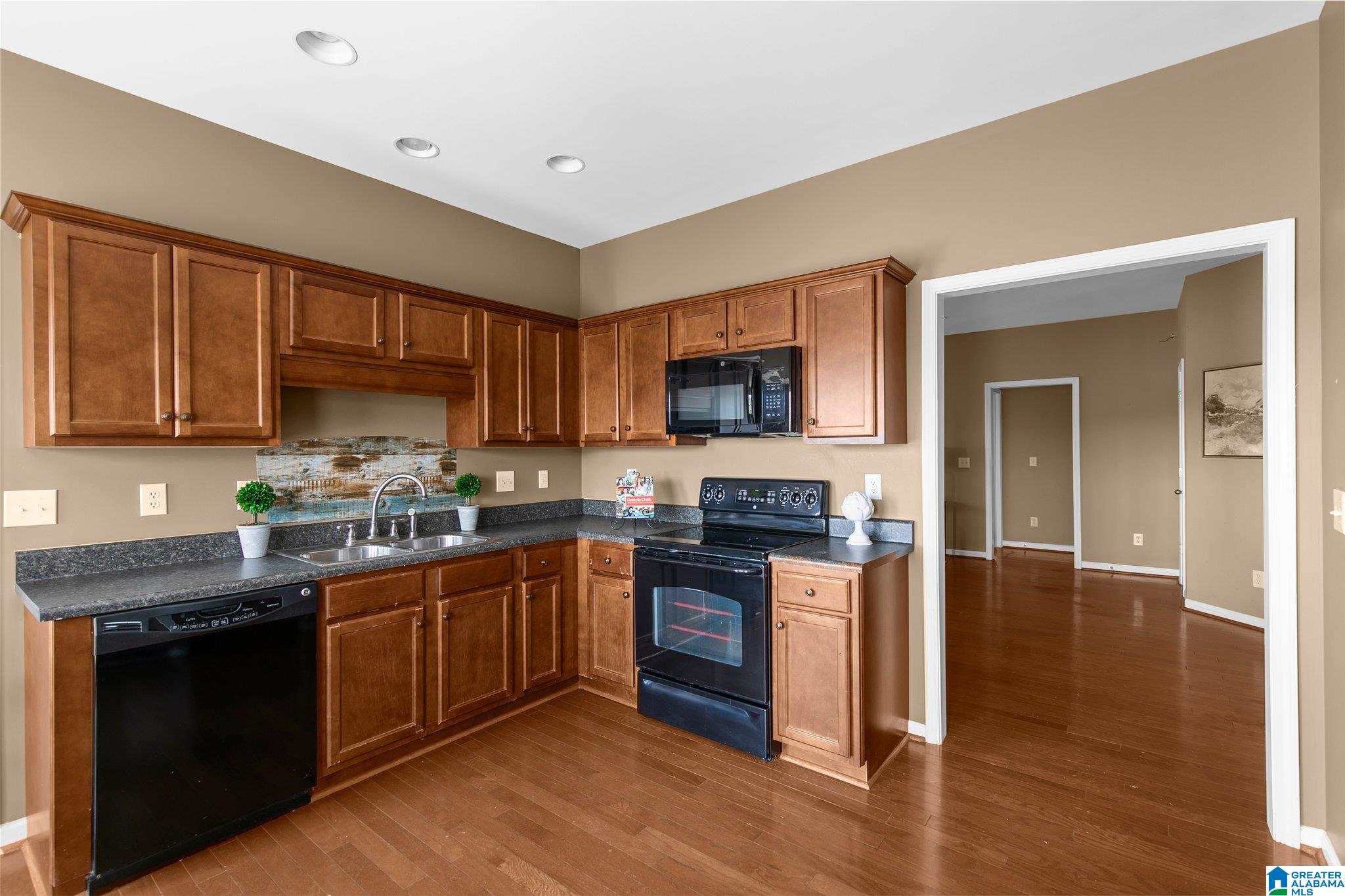 876 Narrows Point Drive Birmingham, AL 35242 - Photo 13 of 29