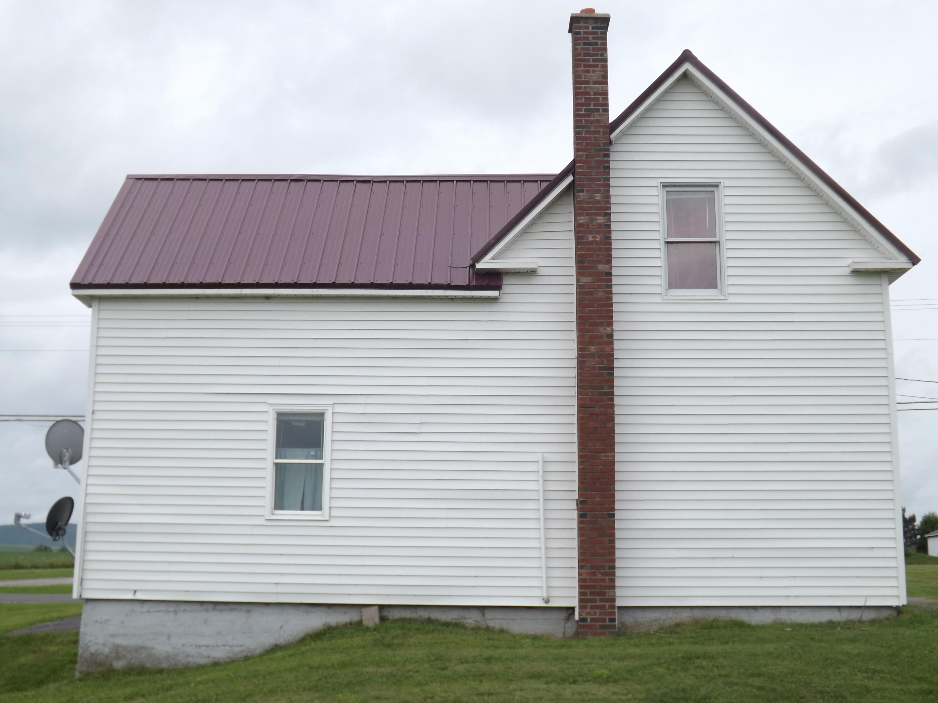 157 Hughes Road Mapleton, ME 04757 - Photo 12 of 40 DSCF7154