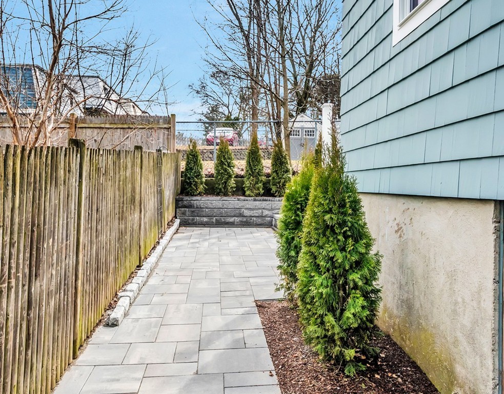 9 Evergreen Lane, Unit 9 Arlington, MA 02474 - Photo 21 of 23