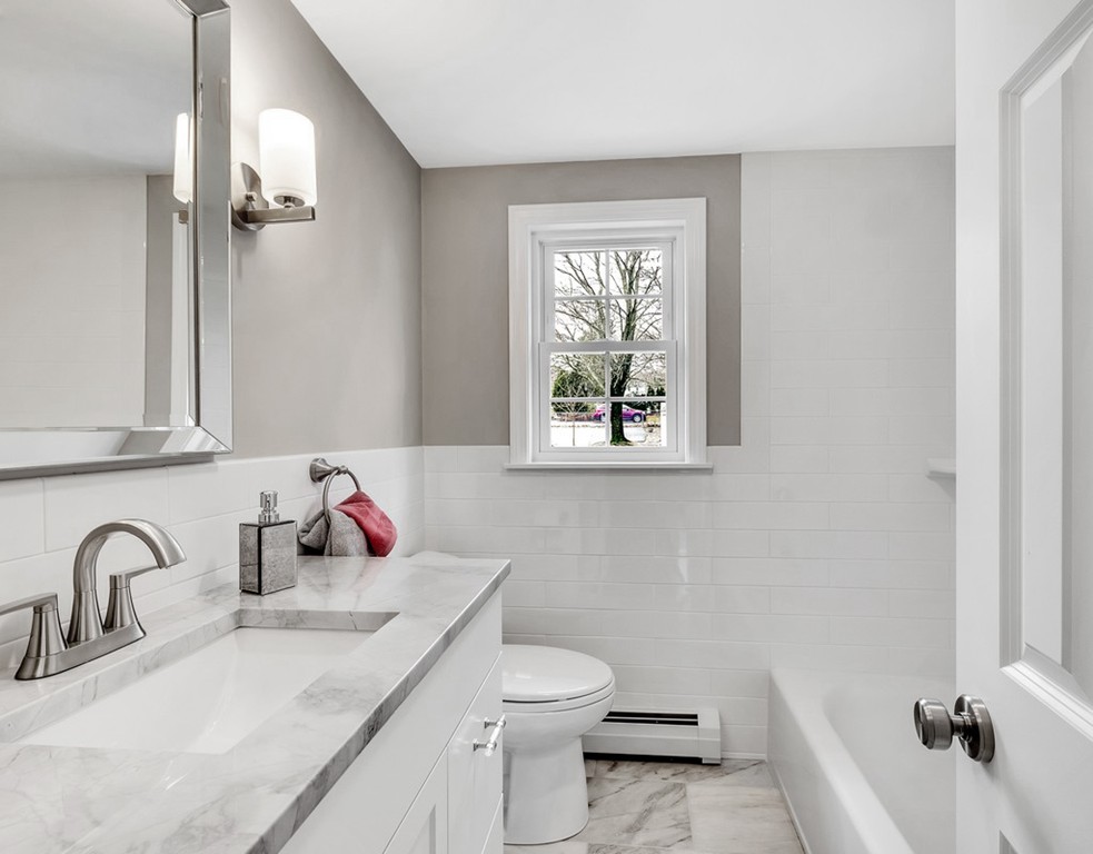 9 Evergreen Lane, Unit 9 Arlington, MA 02474 - Photo 6 of 23