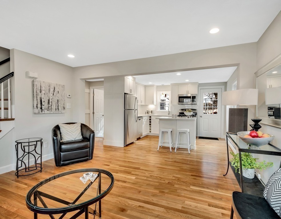 9 Evergreen Lane, Unit 9 Arlington, MA 02474 - Photo 9 of 23