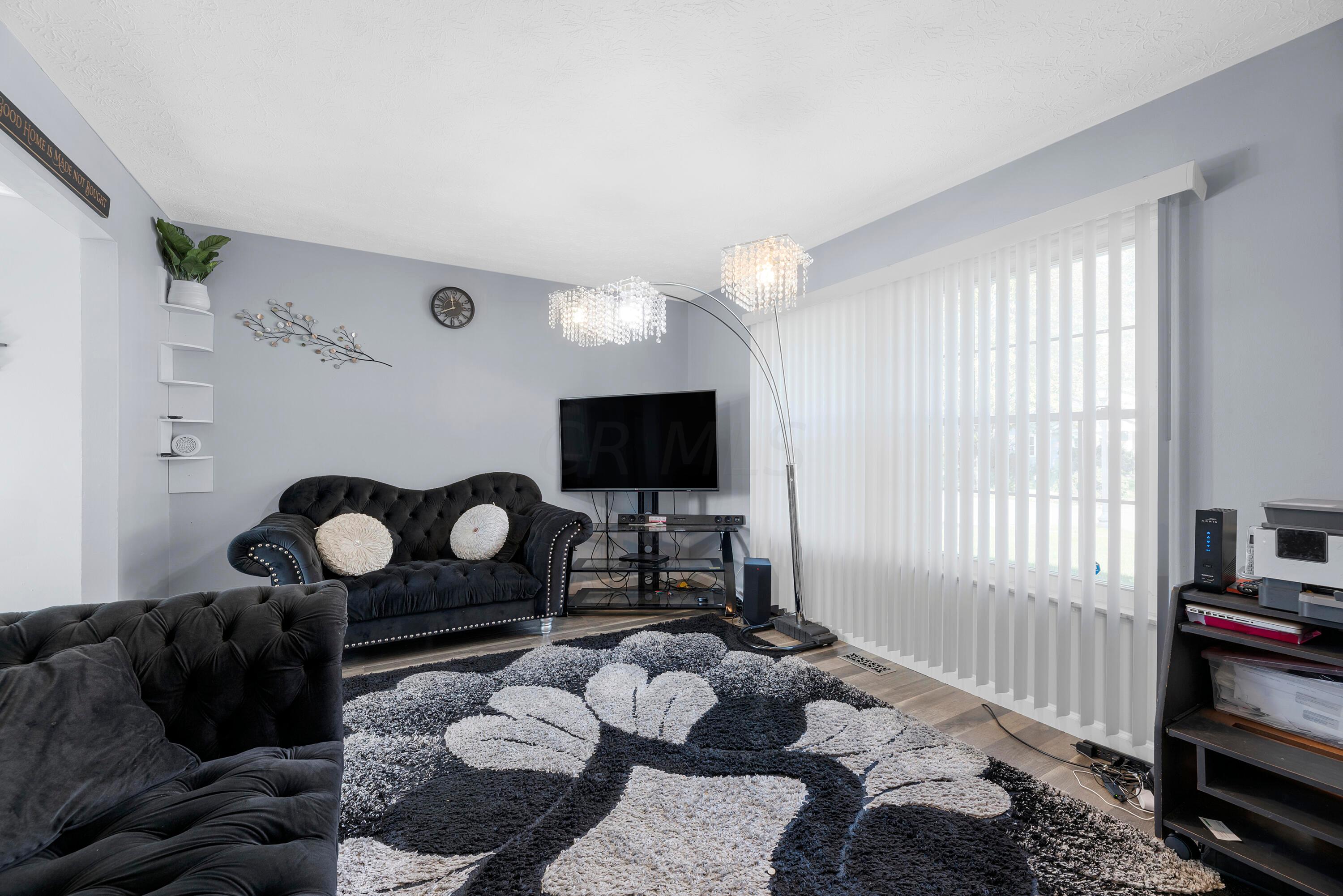3265 Pine Valley Road Columbus, OH 43219 - Photo 6 of 36 Gallery Image 6