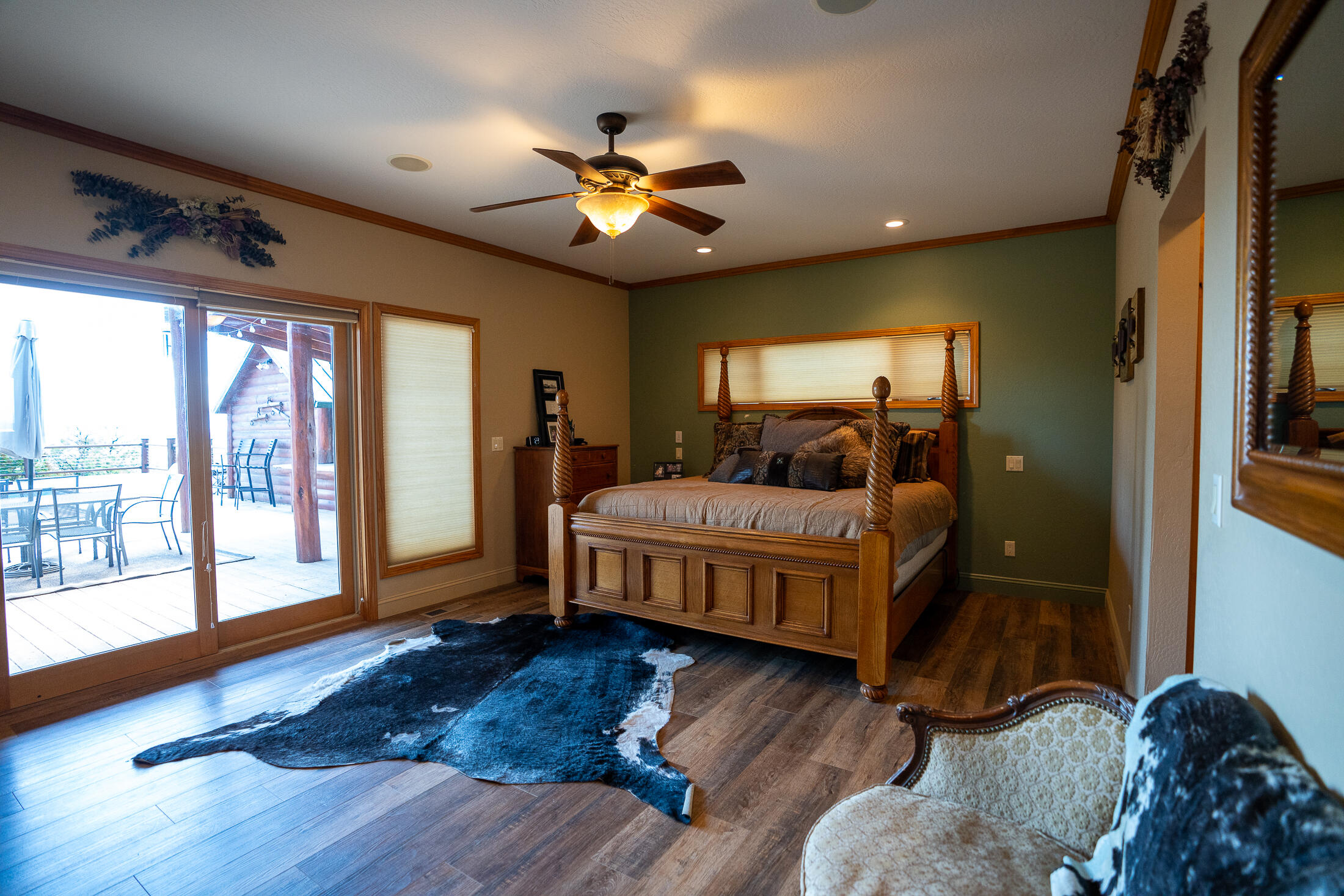 1881 Brophy Road Eagle Point, OR 97524 - Photo 55 of 130 054