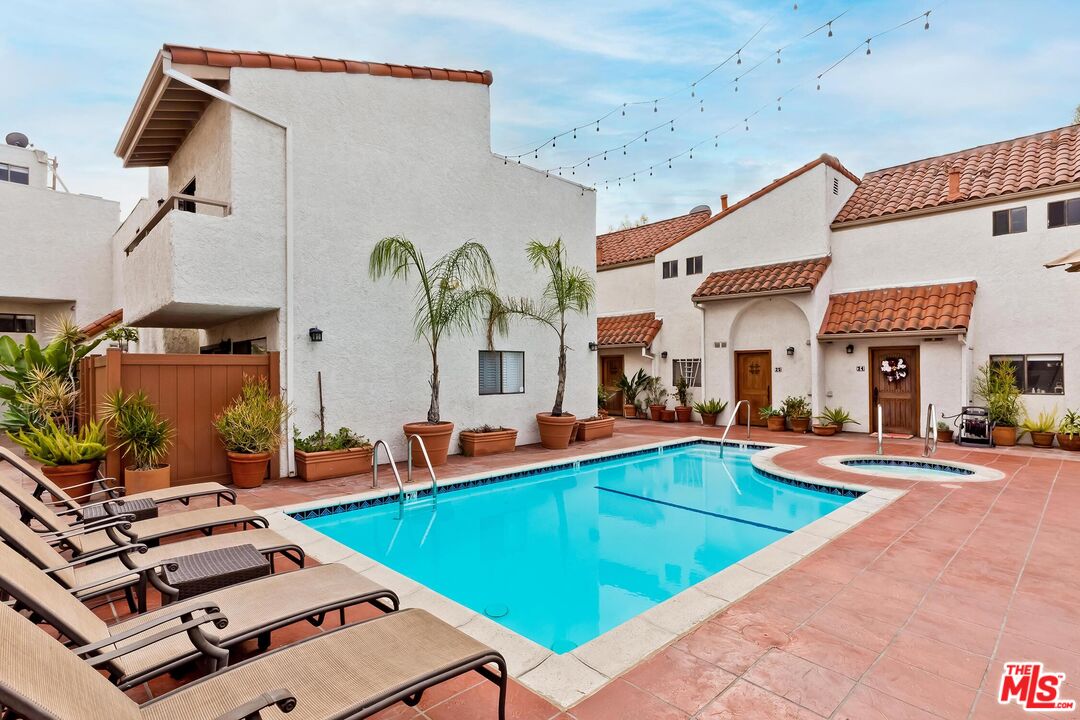 10926 Bluffside Drive, Unit 20 Studio City, CA 91604 - Photo 28 of 31 swimming pool view with a outdoor seating