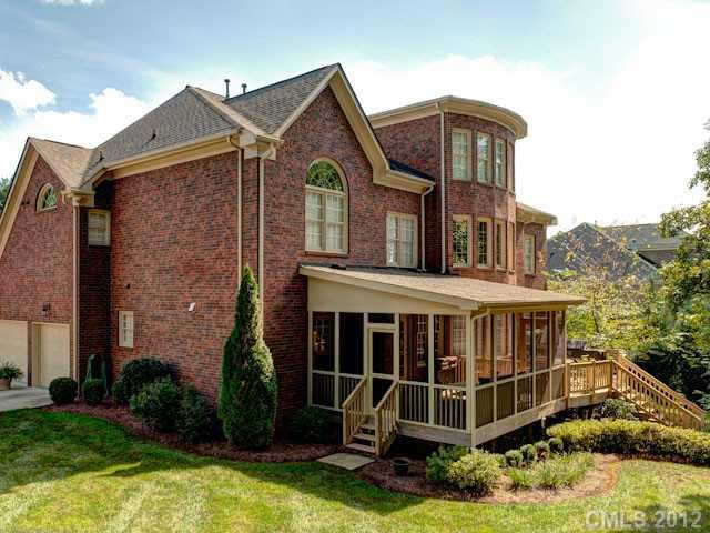 705 Hampshire Hill Road Matthews, NC 28105 - Photo 2 of 16
