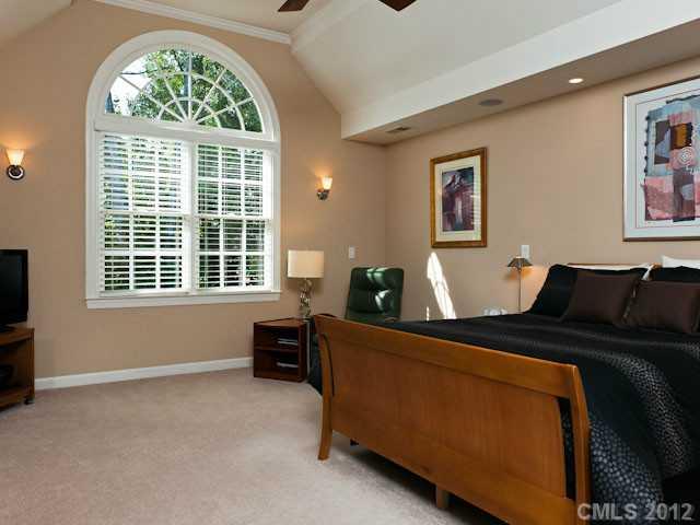 705 Hampshire Hill Road Matthews, NC 28105 - Photo 8 of 16
