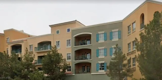 $299,900 | 30 Strada Di Villaggio, Unit 631, Henderson, NV 89011