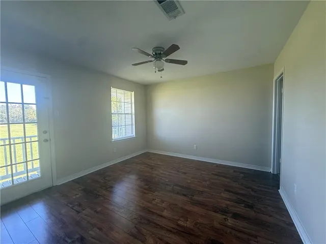 $1,300 | 150 Acadian Oaks Drive, Unit 15, Luling, LA 70070