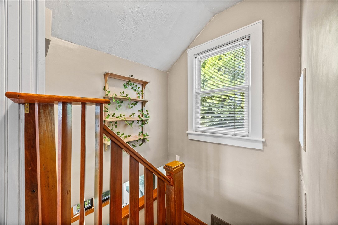 25 Coventry Avenue Rochester, NY 14610 - Photo 26 of 37