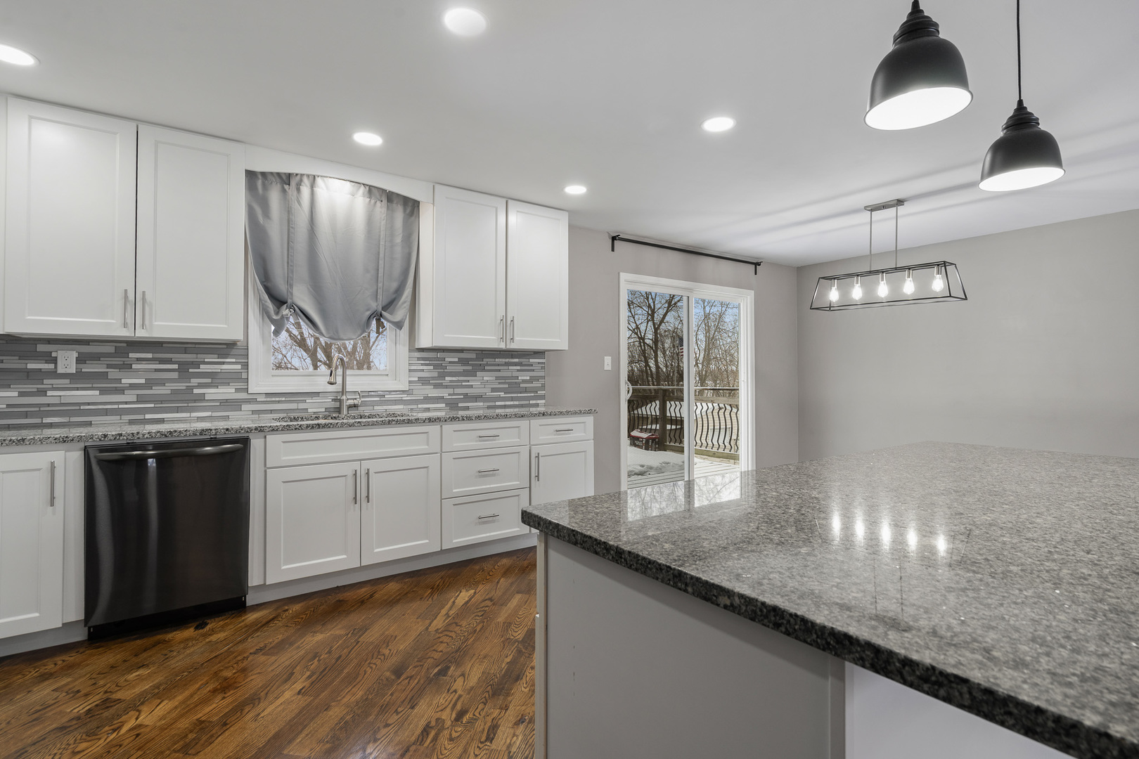 24240 South Burr Road Channahon, IL 60410 - Photo 4 of 47