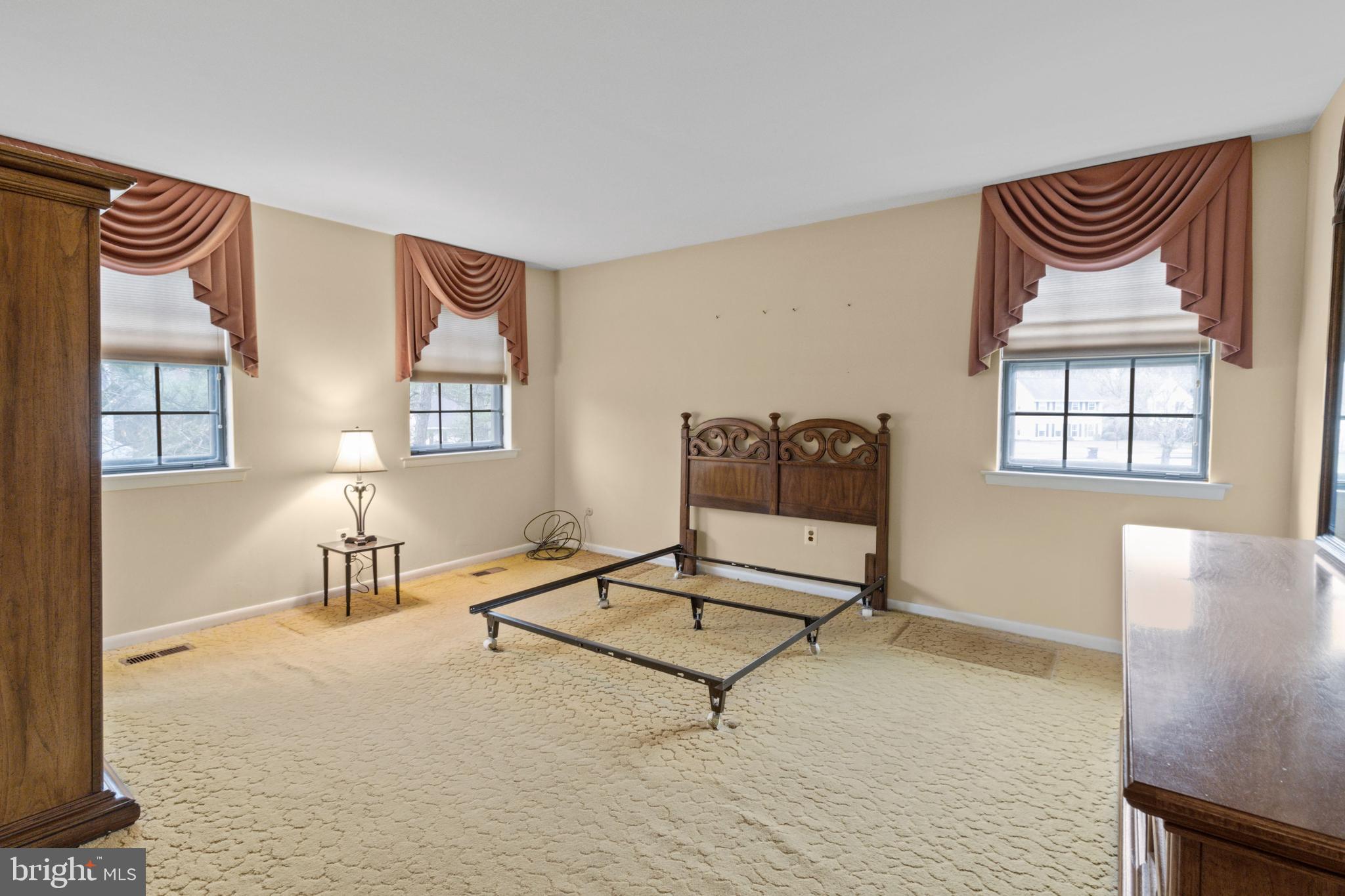 546 Coach Road Horsham, PA 19044 - Photo 18 of 27 Gallery Image 18