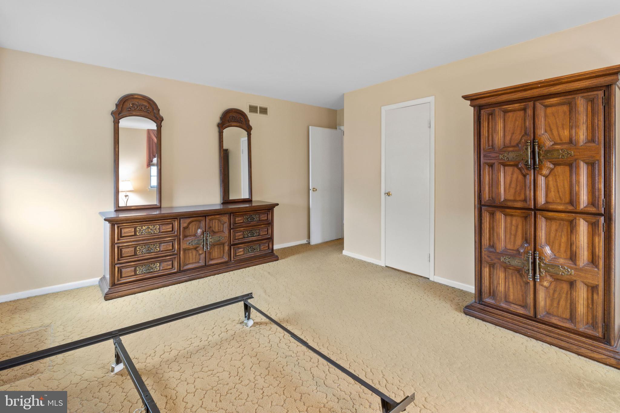 546 Coach Road Horsham, PA 19044 - Photo 19 of 27 Gallery Image 19