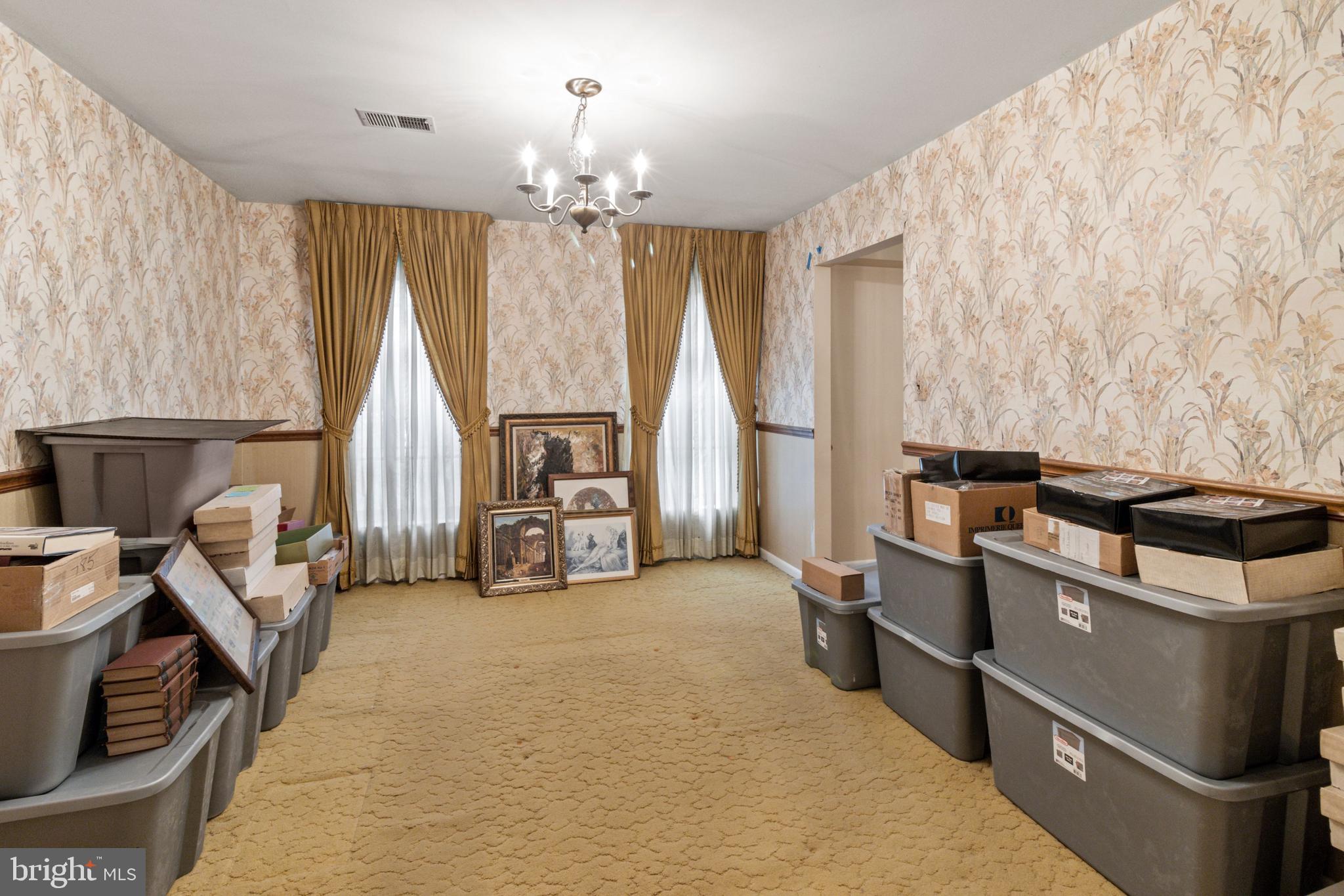 546 Coach Road Horsham, PA 19044 - Photo 9 of 27 Gallery Image 9