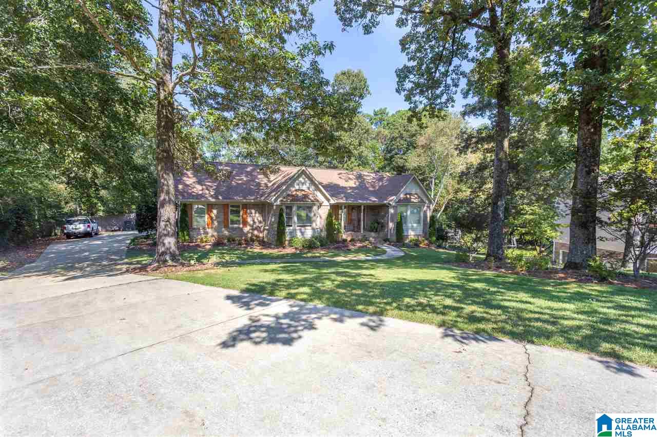 3006 Hunters Run Gardendale, AL 35071 - Photo 2 of 48