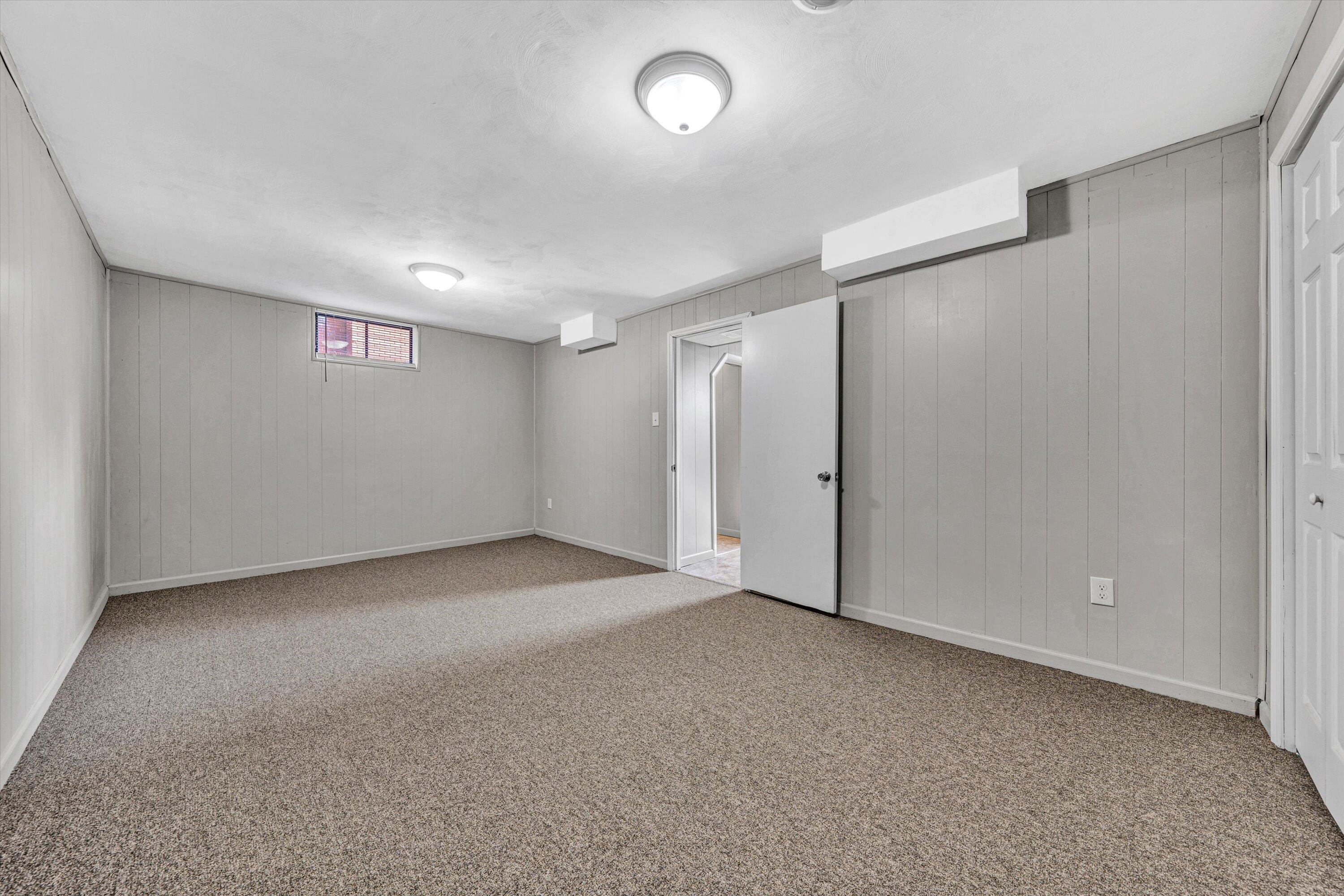 5225 Florist Road Roanoke, VA 24012 - Photo 27 of 38 a view of an empty room