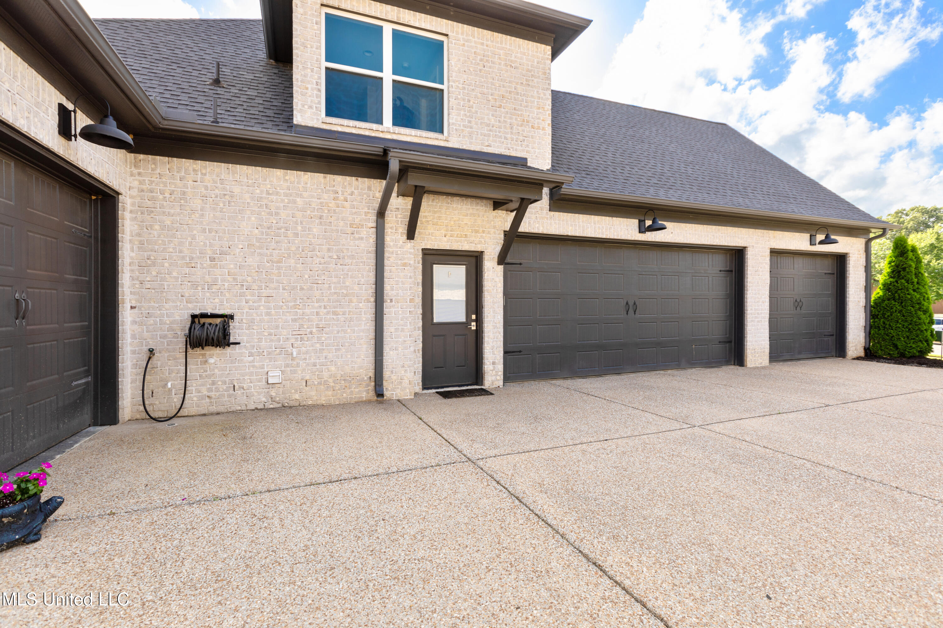 8209 Waterfall Way Olive Branch, MS 38654 - Photo 26 of 66 28 (1)