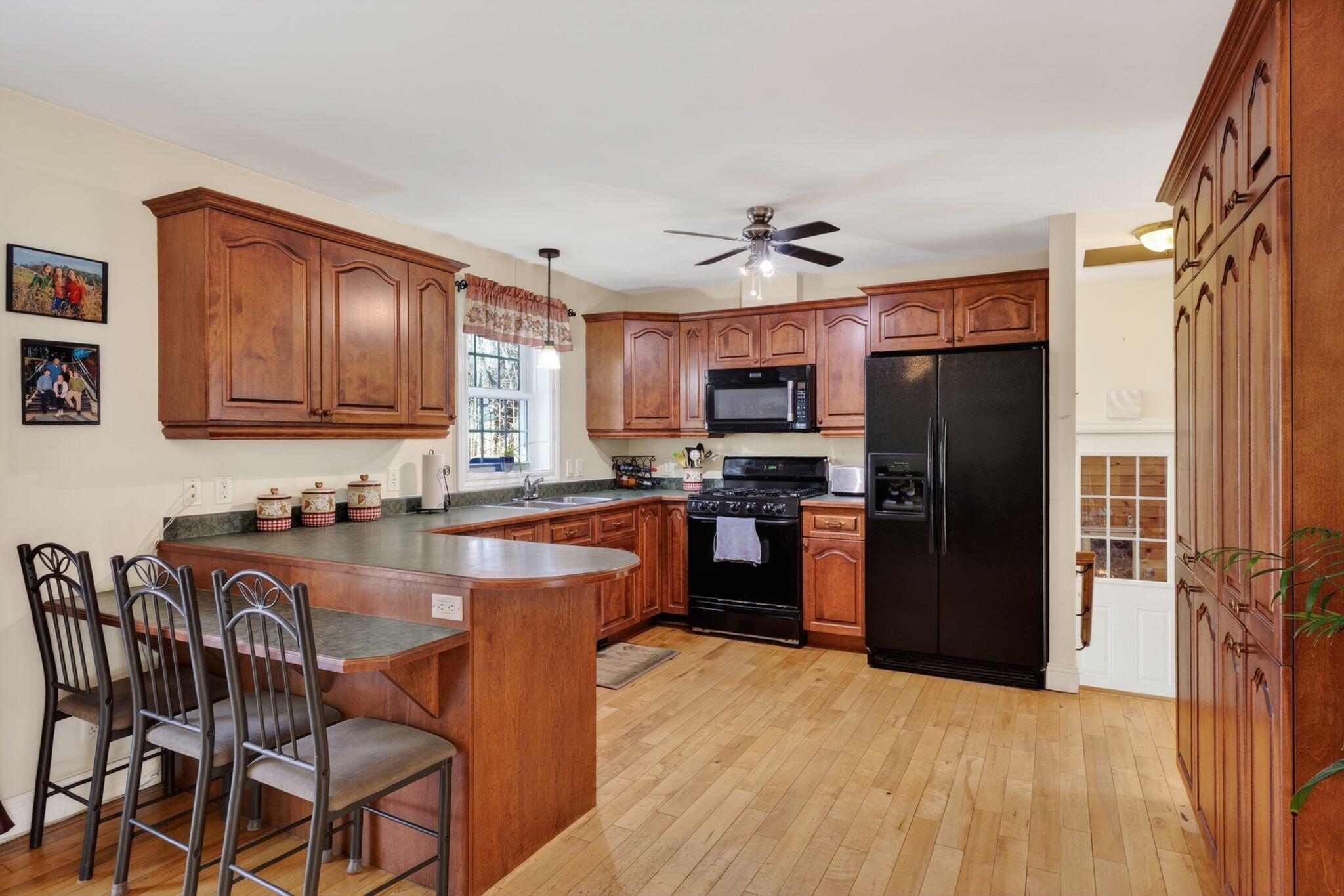 384 Pond Road Lewiston, ME 04240 - Photo 10 of 64 384_Pond_Rd_015