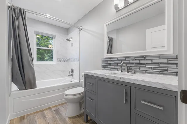 $574,900 | 1900 Vernon Drive South, Minnetonka, MN 55305